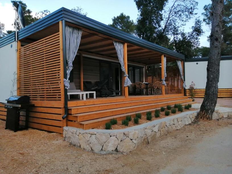 Mobile home AnaMari Biograd Na Moru Dış mekan fotoğraf