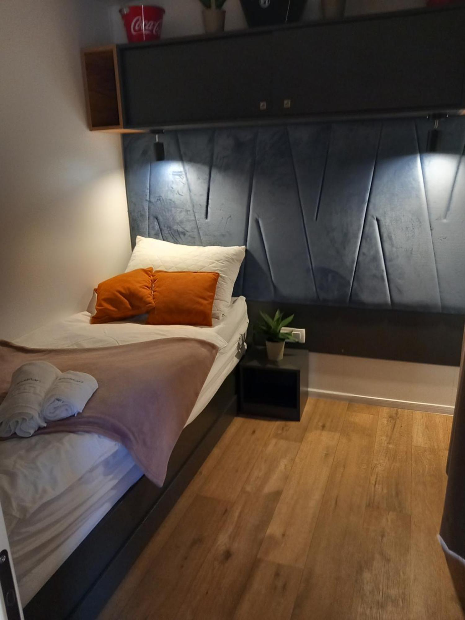 Mobile home AnaMari Biograd Na Moru Dış mekan fotoğraf